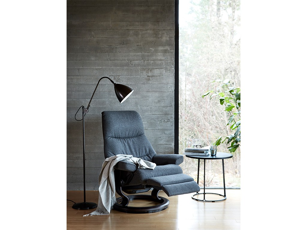 <p>Erlebe den View Relaxsessel von Stressless®: wählbare Basis, Leder- oder Stoffbezug, Farbauswahl und ergonomischer Komfort für Kopf, Nacken und Rücken.</p>